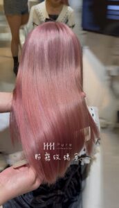 台中顯白髮色｜粉霧玫瑰金染髮造型 Pure Hair Design 東海商圈 尚恩設計師作品